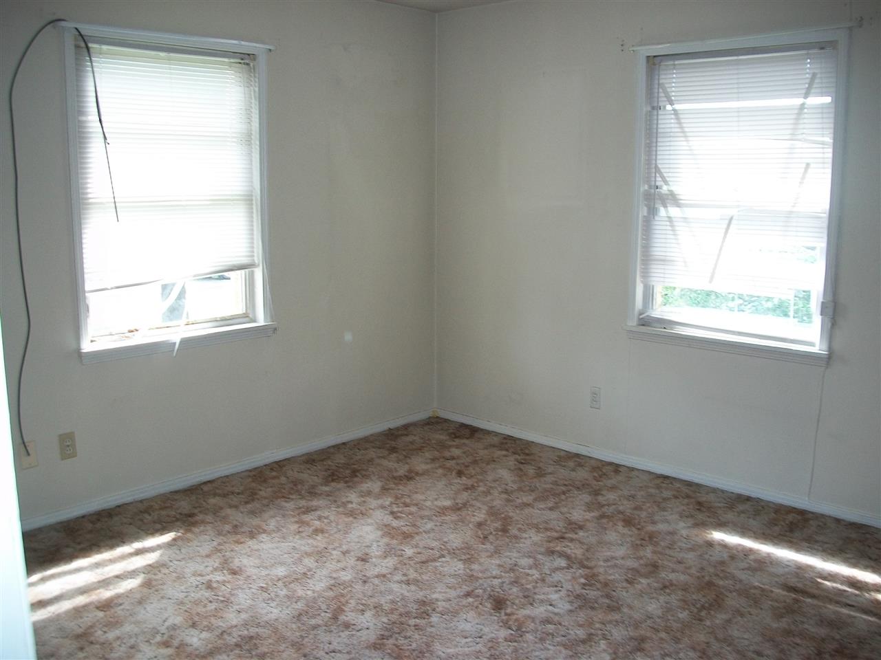 16 NW 26th St, Lawton, OK 73505