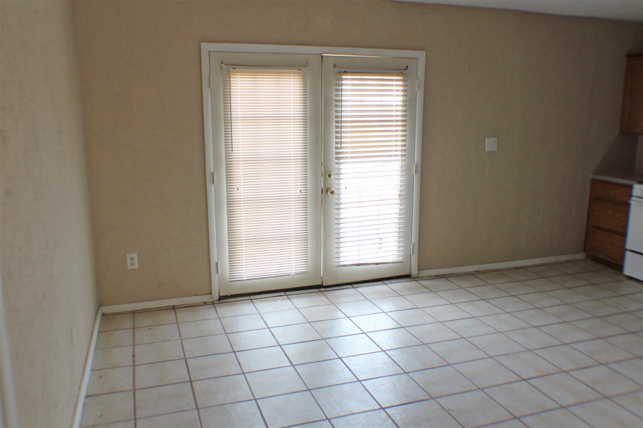 2403 NW 28th St, Lawton, OK 73505