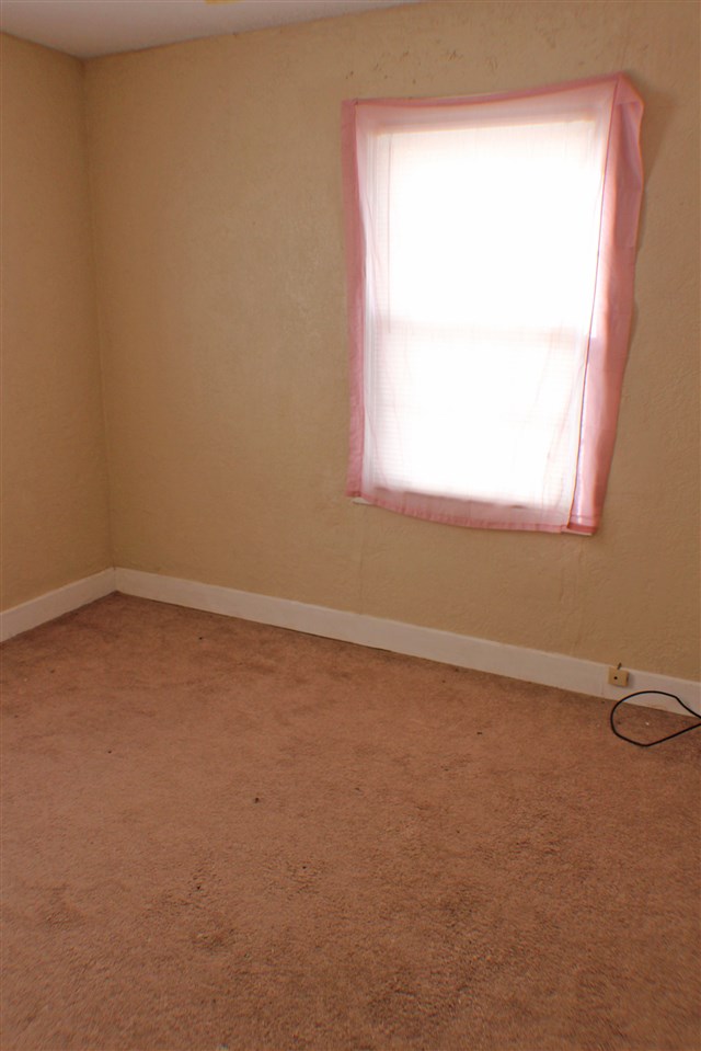 2403 NW 28th St, Lawton, OK 73505