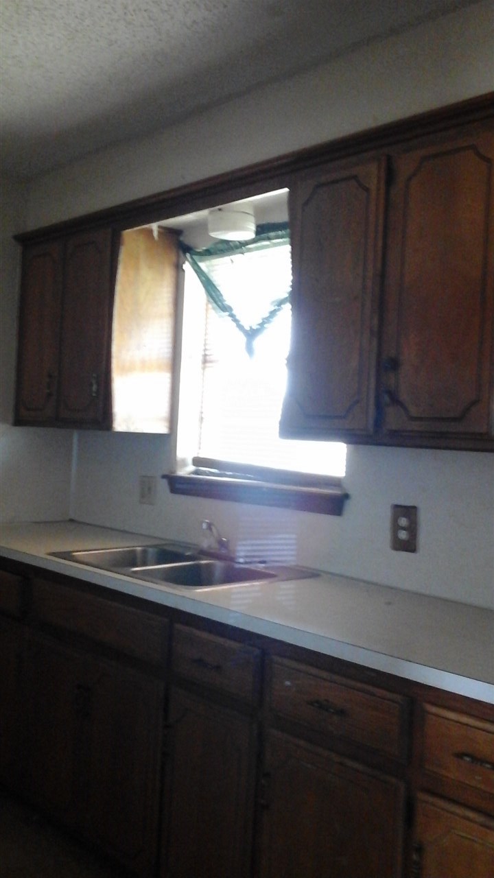 4203 SW Summit Ave, Lawton, OK 73505
