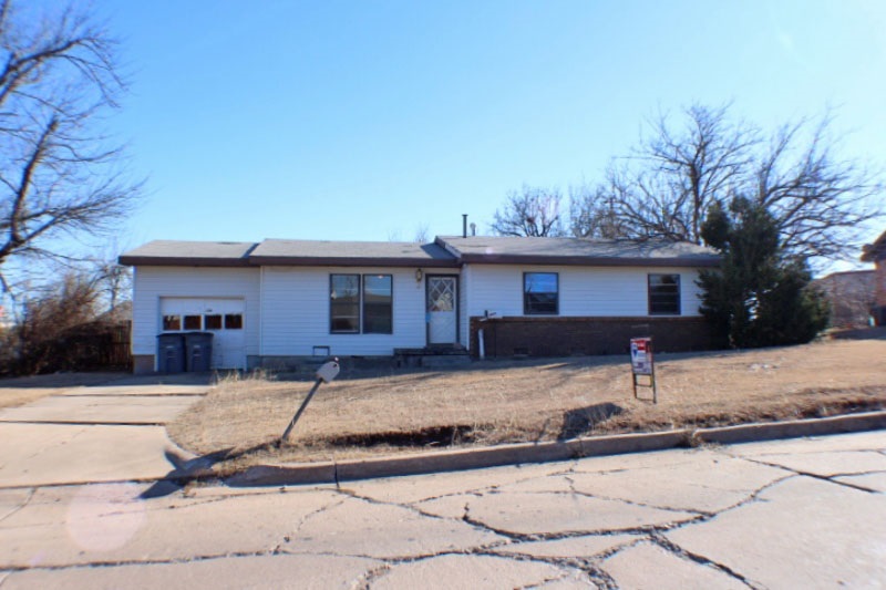 1507 NW 43rd St, Lawton, OK 73505