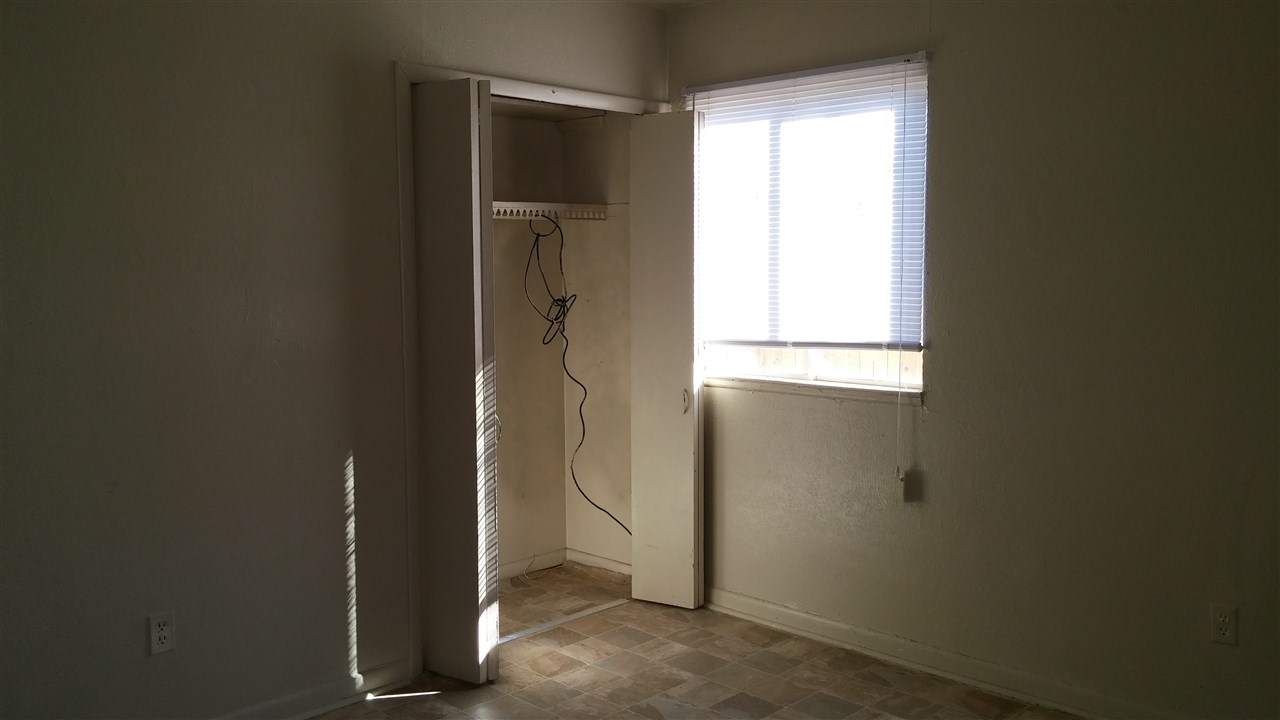 923 SW 36th St, Lawton, OK 73505