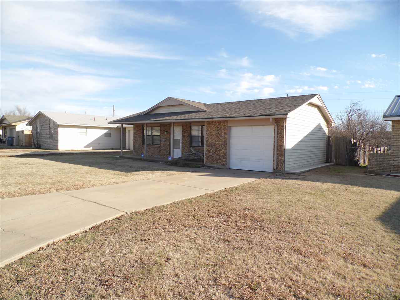 4620 NW Ozmun Ave, Lawton, OK 73505