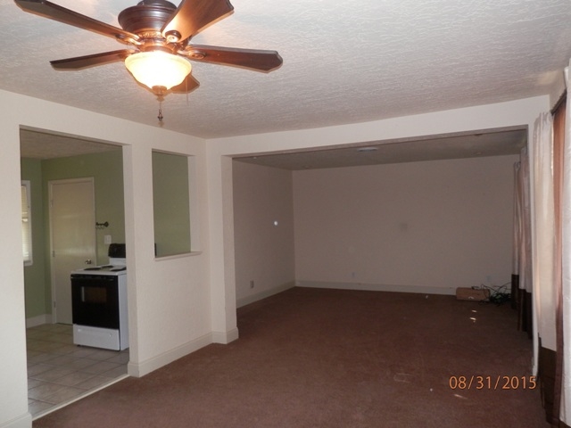 404 NW 54th St, Lawton, OK 73505