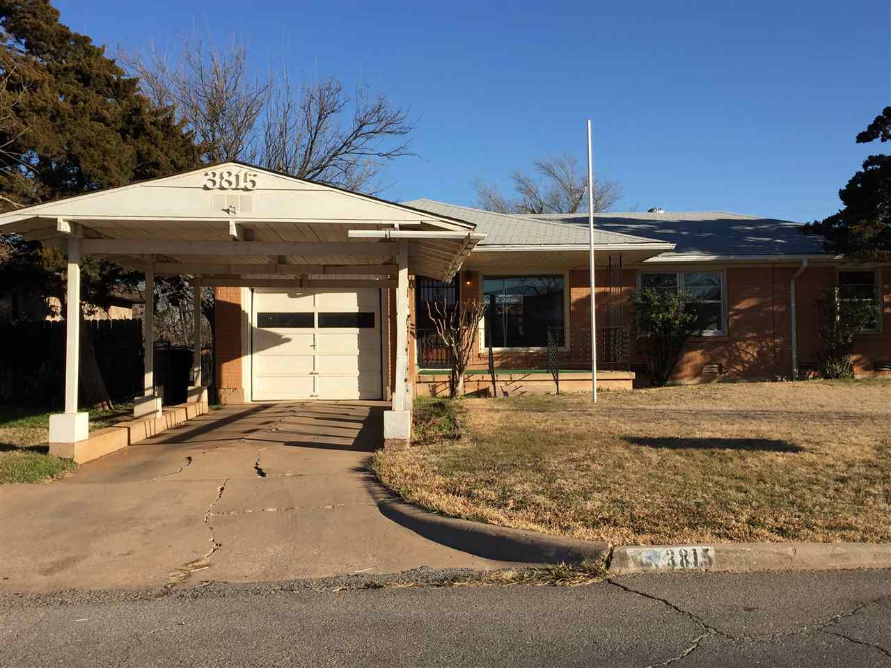 3815 NW Dearborn Ave, Lawton, OK 73505