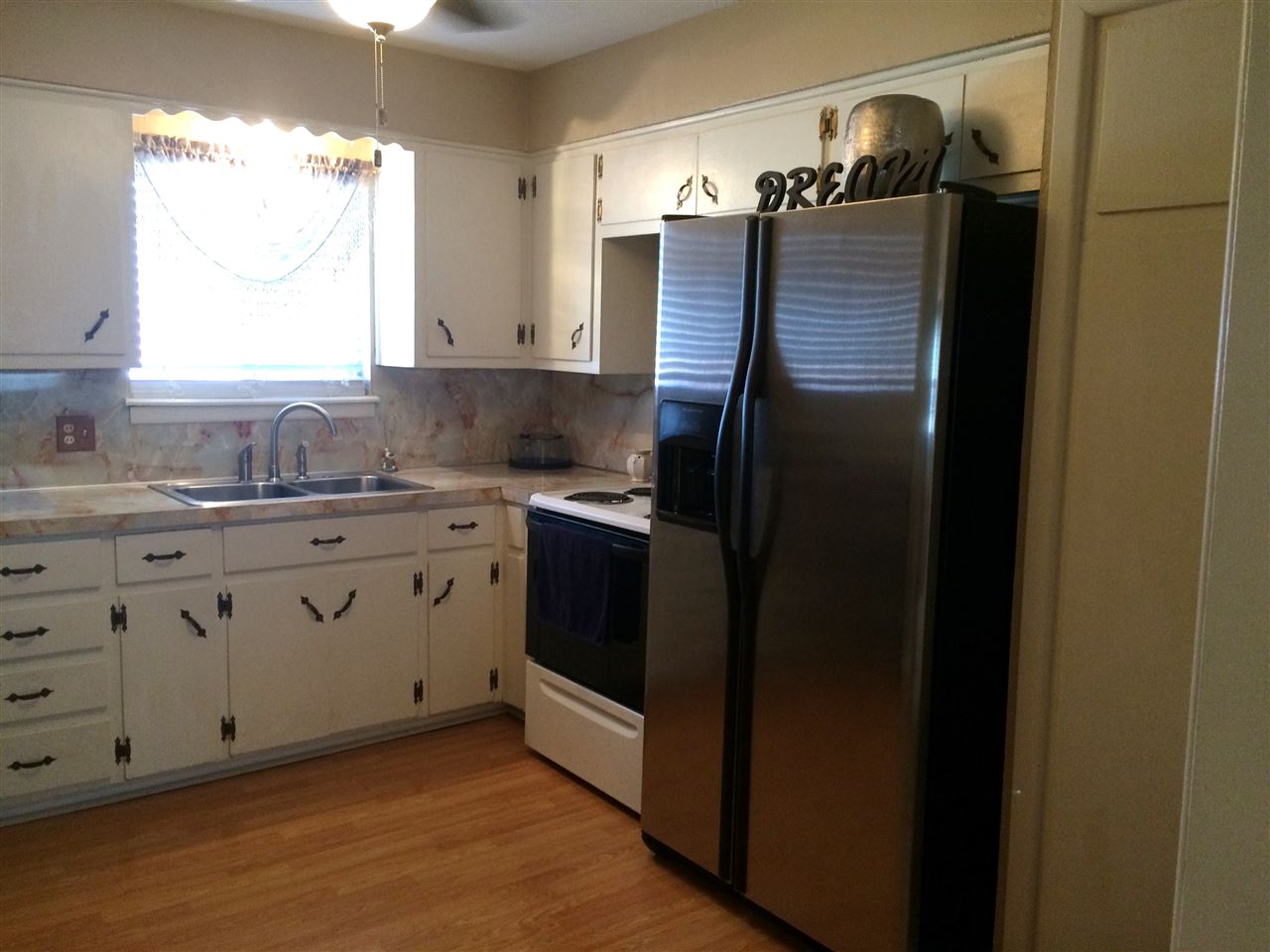 403 NW 54th St, Lawton, OK 73505