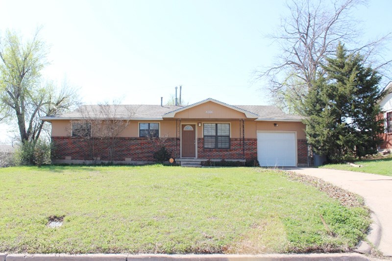 4306 NW Williams Ave, Lawton, OK 73505