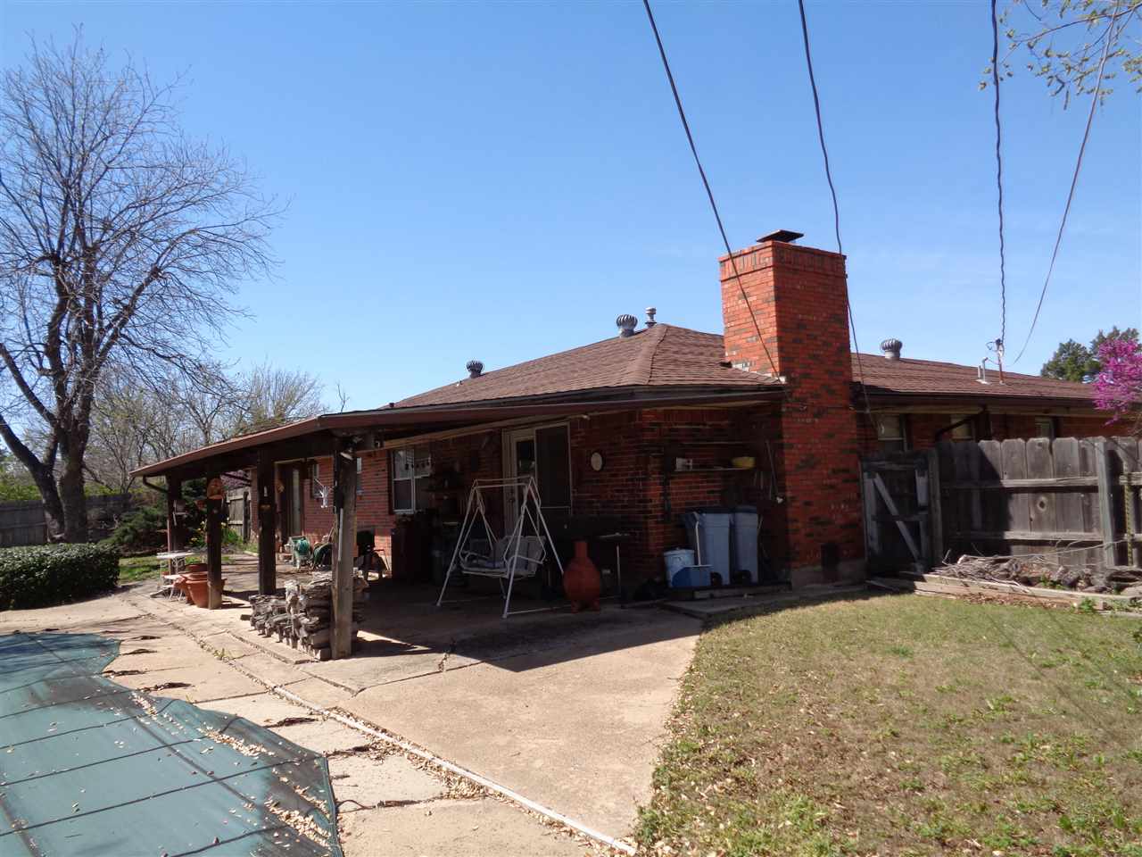 8 SW 51st St, Lawton, OK 73505