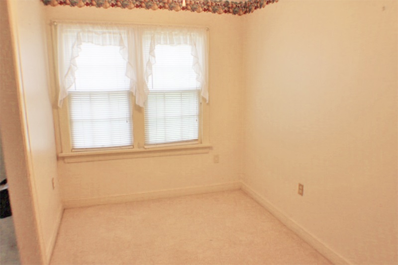 1107 NW 16th St, Lawton, OK 73505