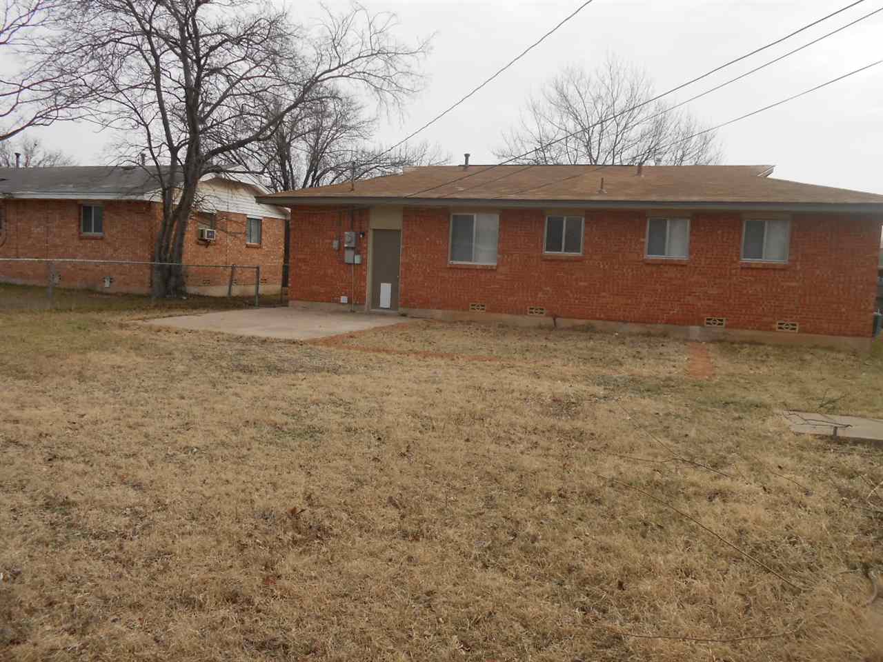 414 NW 56th St, Lawton, OK 73505