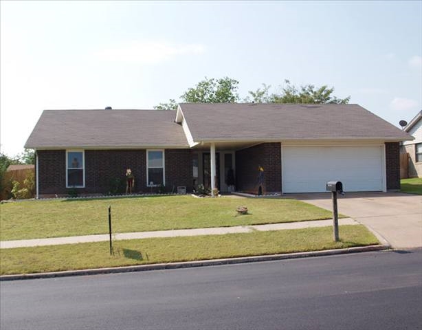 6912 SW Beta Ave, Lawton, OK 73505