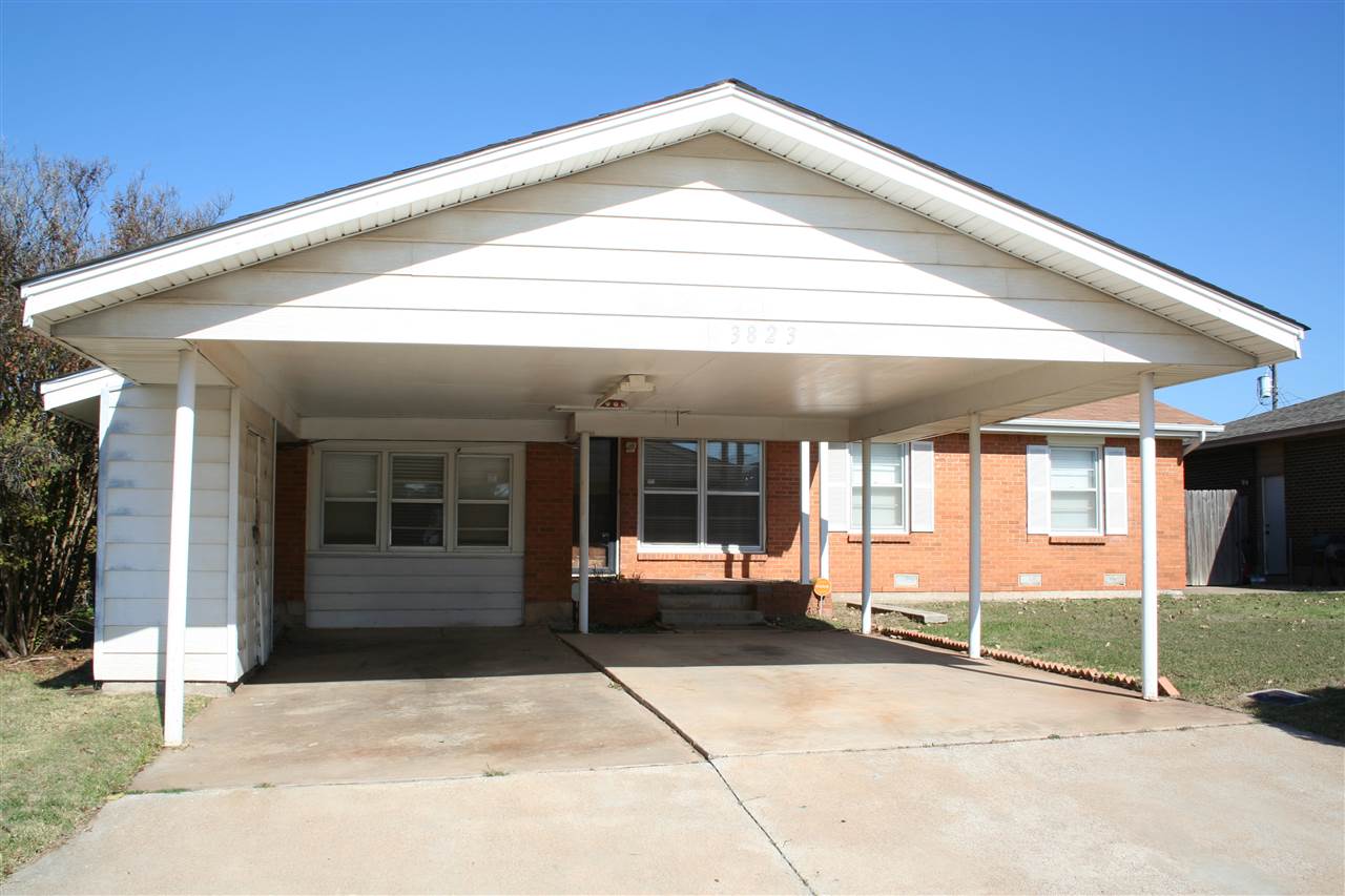 3823 NW Bell Ave, Lawton, OK 73505