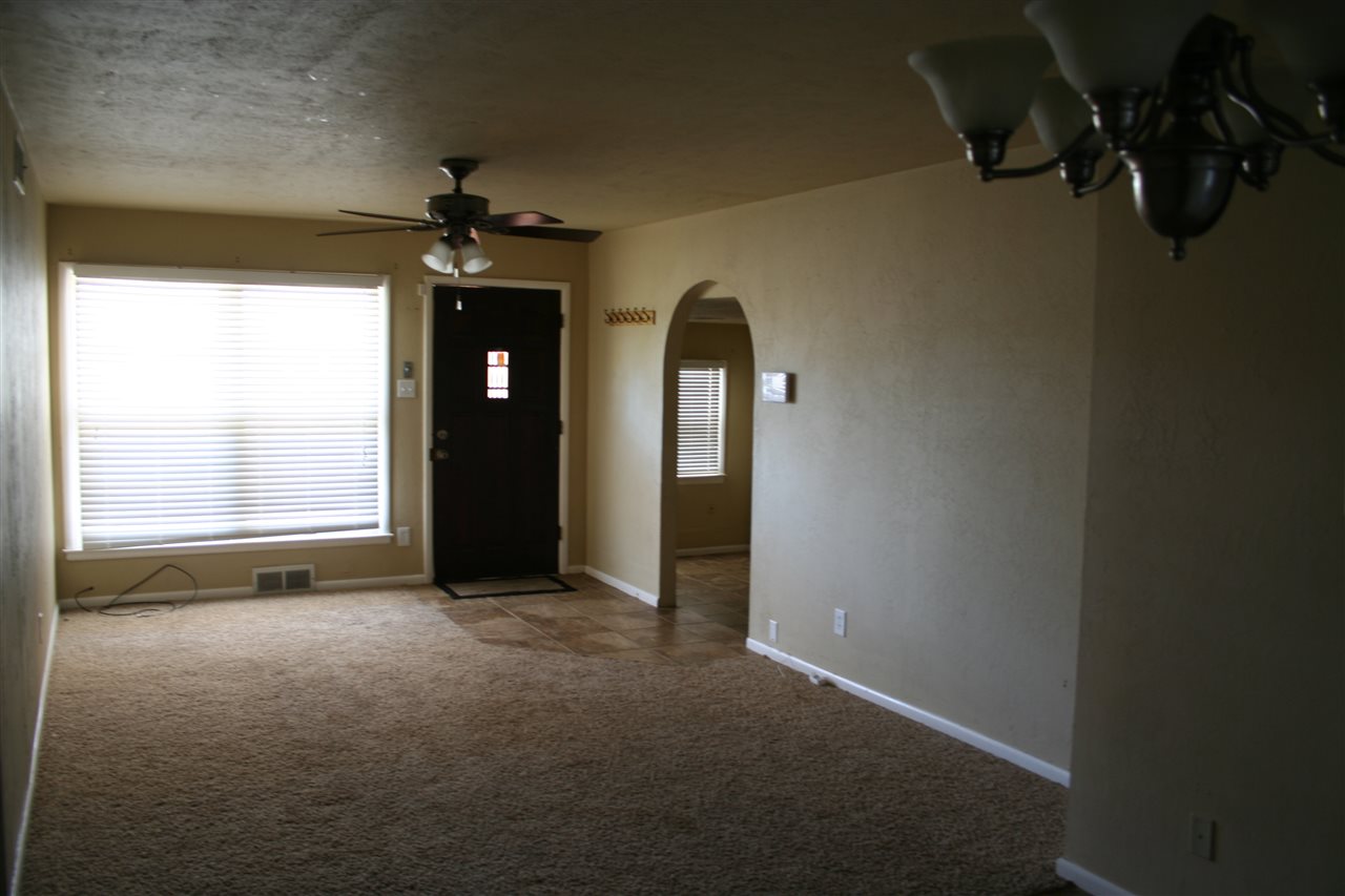 3823 NW Bell Ave, Lawton, OK 73505