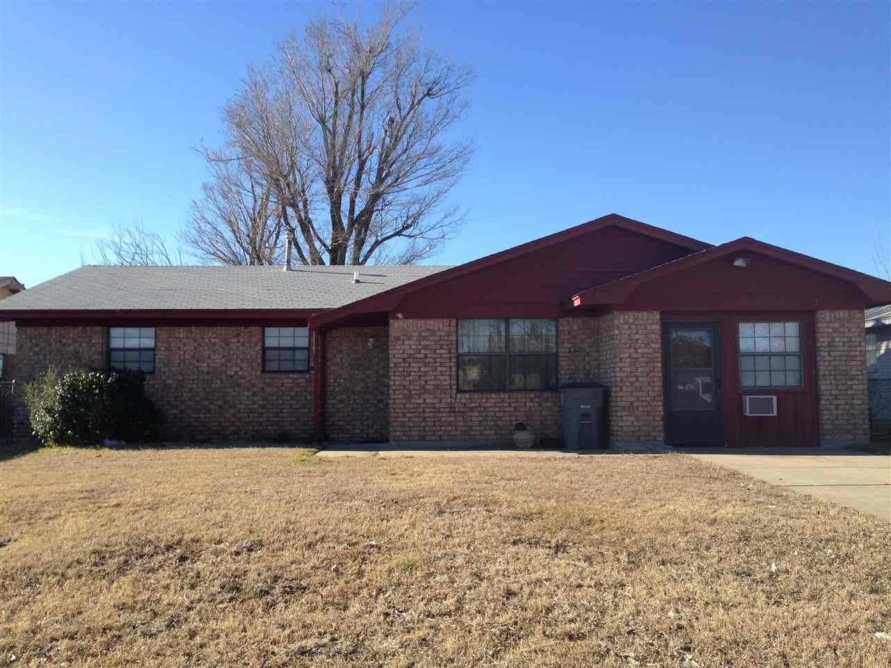 119 SW 68th St, Lawton, OK 73505