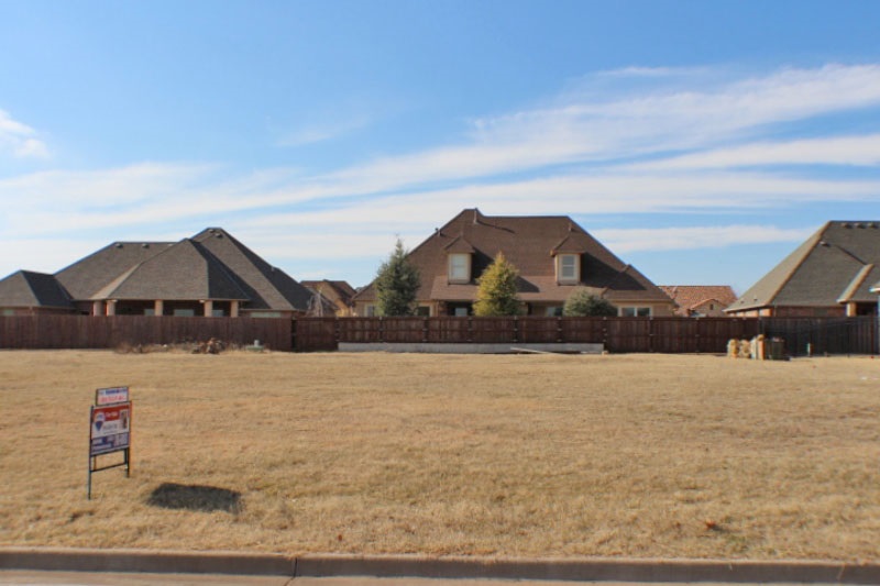 604 NW Micklegate Blvd, Comanche, OK 73505