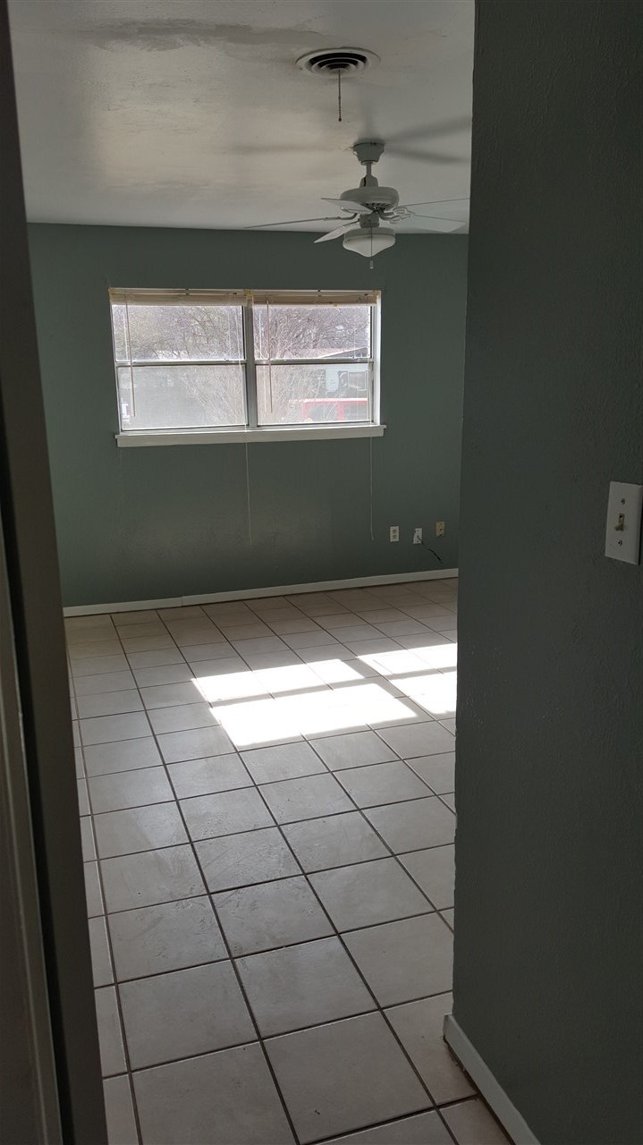 619 SW 45th St, Lawton, OK 73505
