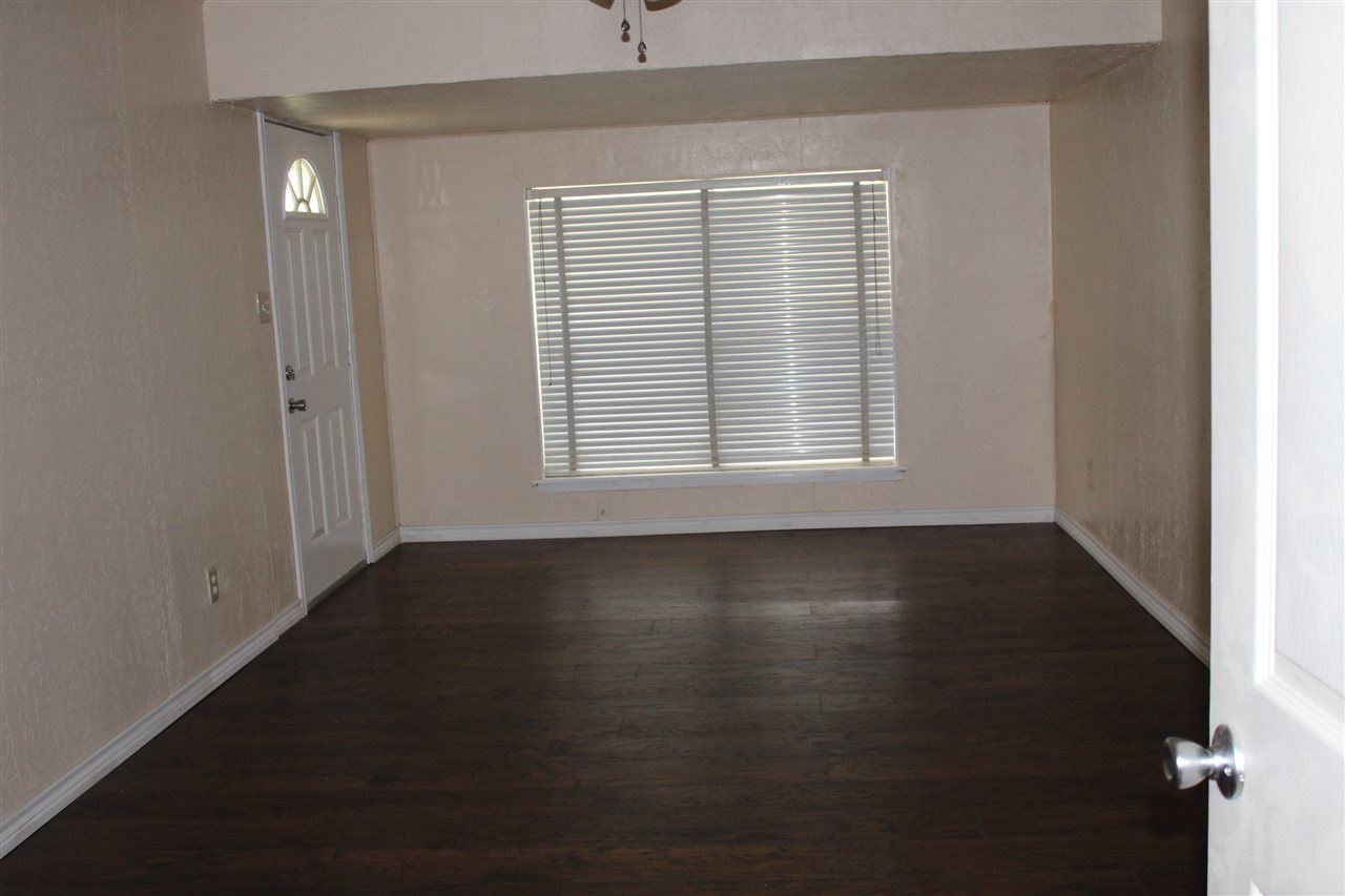 2213 NW Lincoln Ave, Lawton, OK 73505