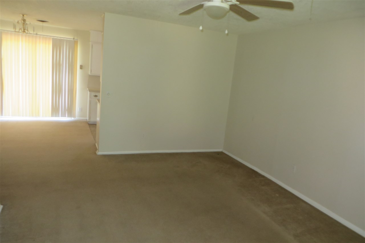 5726 NW Glenn Ave, Lawton, OK 73505