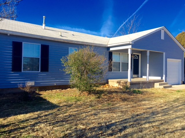 2610 NW Bell Ave, Lawton, OK 73505