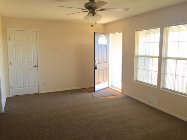 2610 NW Bell Ave, Lawton, OK 73505