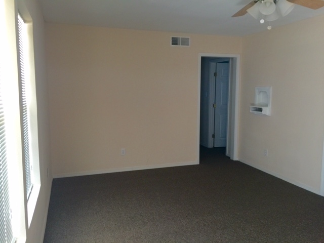 2610 NW Bell Ave, Lawton, OK 73505