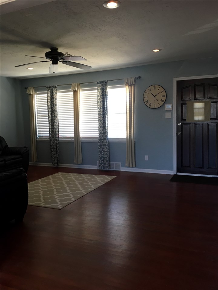 414 NW 29th St, Lawton, OK 73505