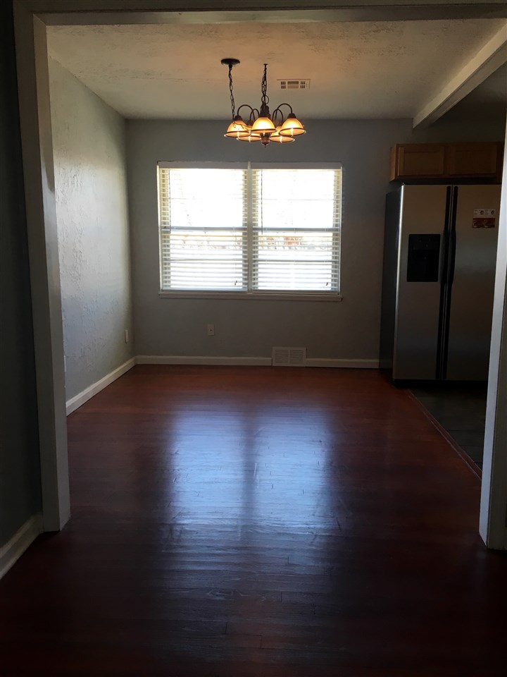 414 NW 29th St, Lawton, OK 73505