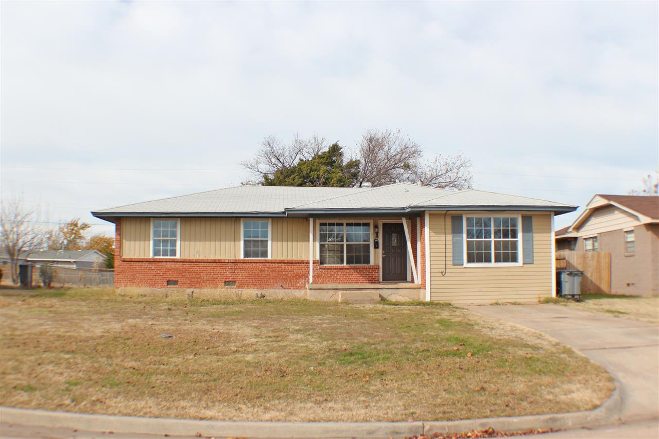 4611 SW Cherokee Ave, Lawton, OK 73505