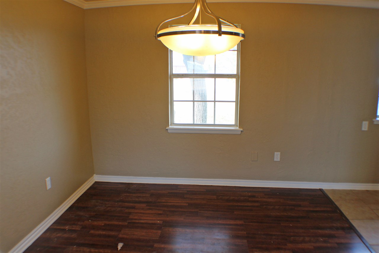 4611 SW Cherokee Ave, Lawton, OK 73505