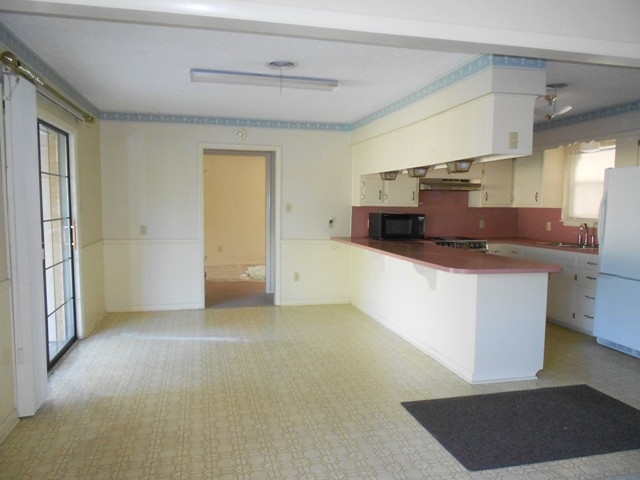 2220 NW 40th St, Lawton, OK 73505