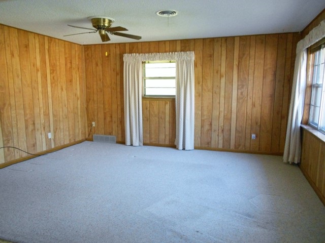 2220 NW 40th St, Lawton, OK 73505