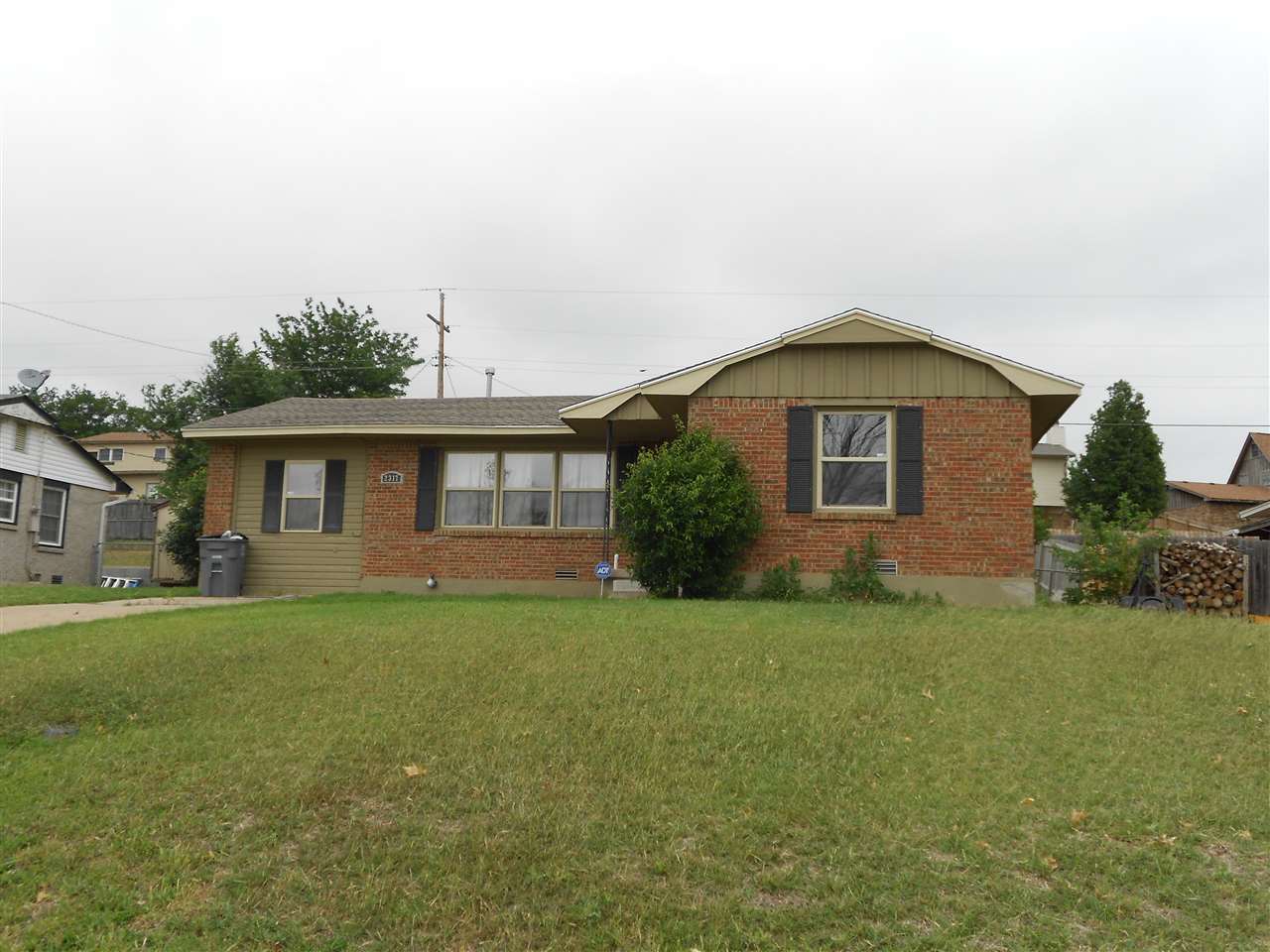 2317 NW 35th St, Lawton, OK 73505