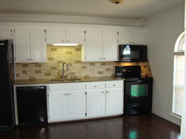 6132 SW Park Ave, Lawton, OK 73505
