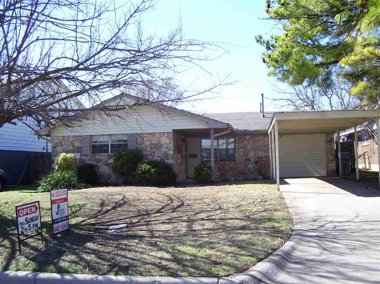 422 NW 68th St, Lawton, OK 73505