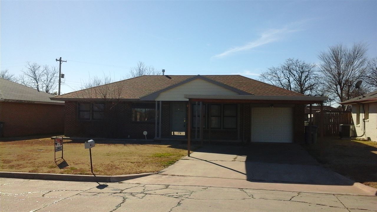 2612 NW Wesley Ave, Lawton, OK 73505