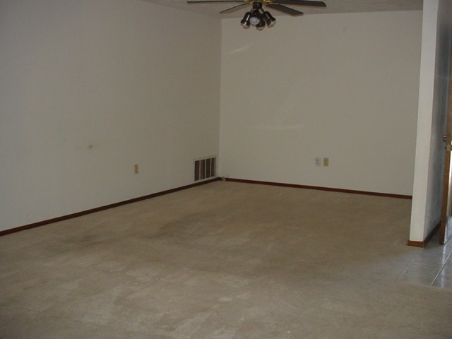 1812 NW 80th St, Lawton, OK 73505