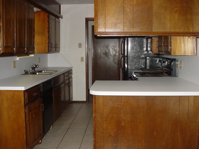 1812 NW 80th St, Lawton, OK 73505
