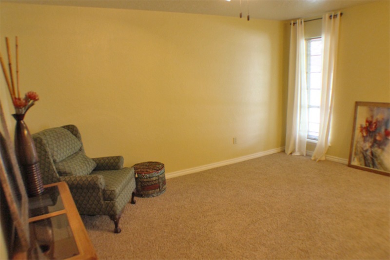 417 NW Woodland Dr, Lawton, OK 73505