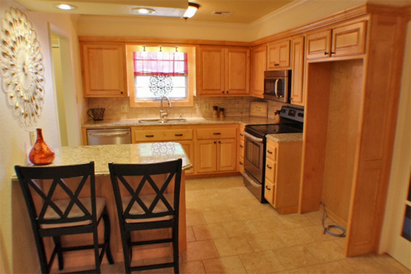417 NW Woodland Dr, Lawton, OK 73505