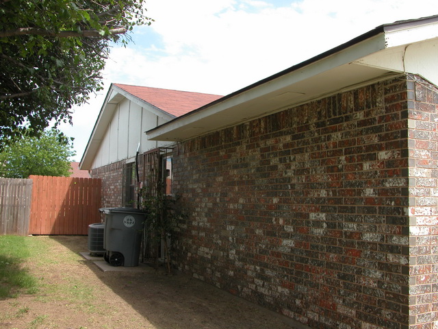 608 SW 64th St, Lawton, OK 73505