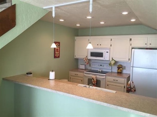 509 NW Fairway Villa Place, Unit 2, Lawton, OK 73505