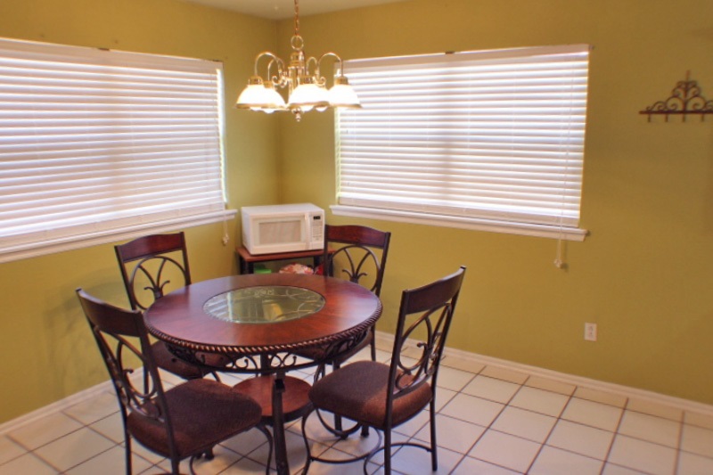 2417 SW 43rd St, Lawton, OK 73505