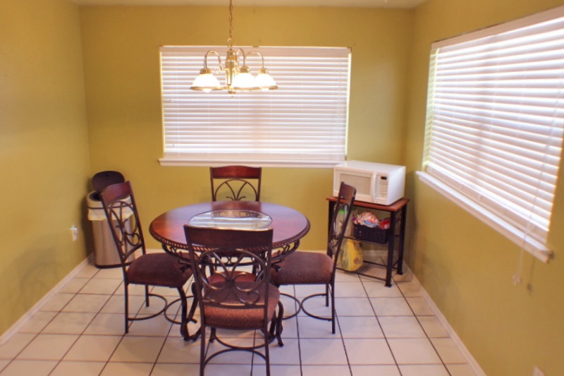 2417 SW 43rd St, Lawton, OK 73505