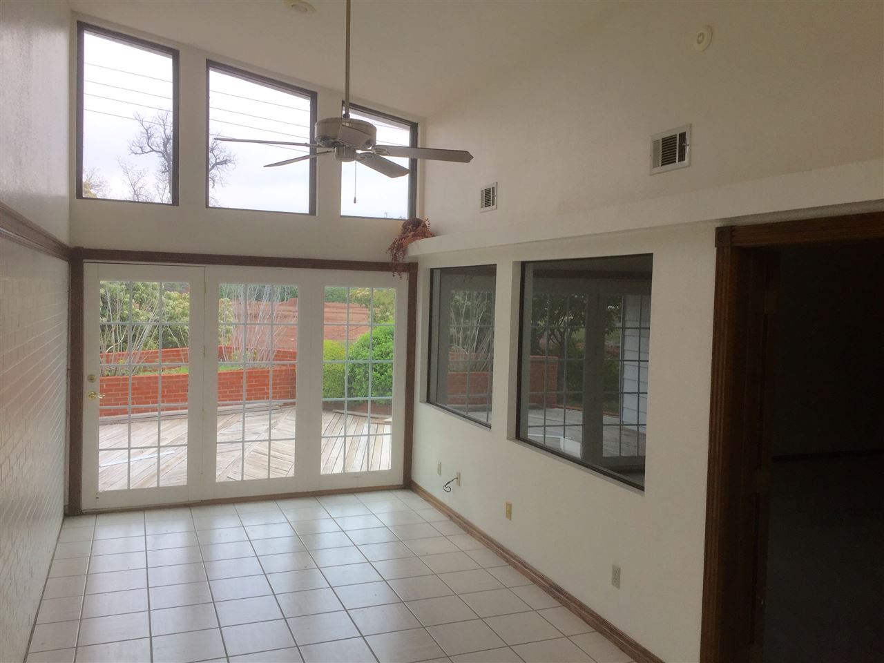 1426 NW 40th St, Lawton, OK 73505