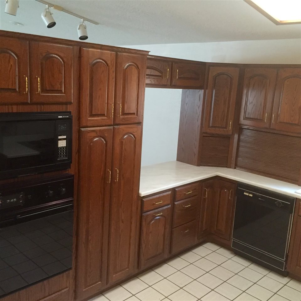 1426 NW 40th St, Lawton, OK 73505