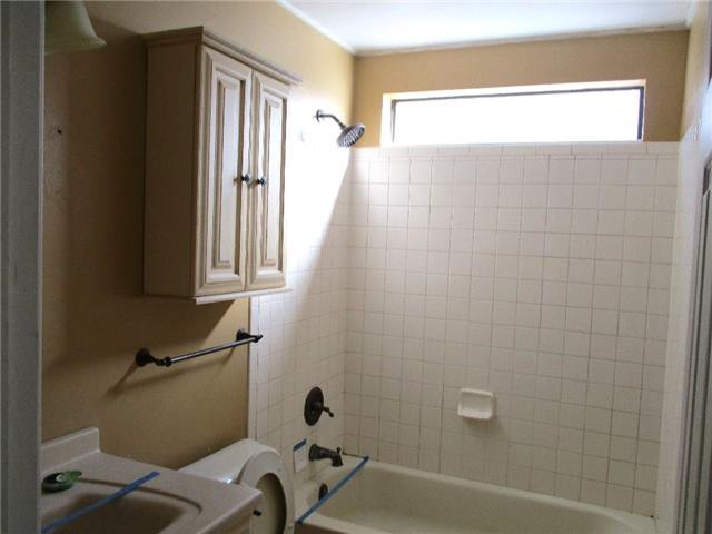 1912 NW Columbia AveLawton, OK, 73507Comanche County