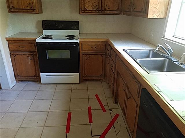 831 NW 17th StLawton, OK, 73507Comanche County