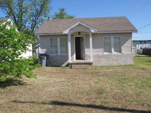 1407 NW Columbia, Lawton, OK 73507