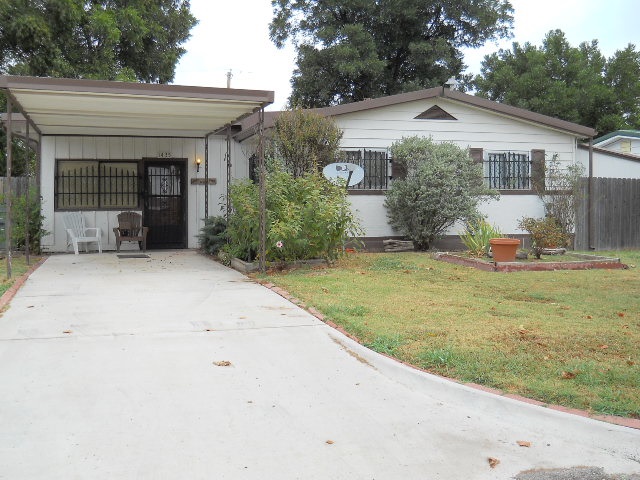 1435 NW Ozmun Ave, Lawton, OK 73507