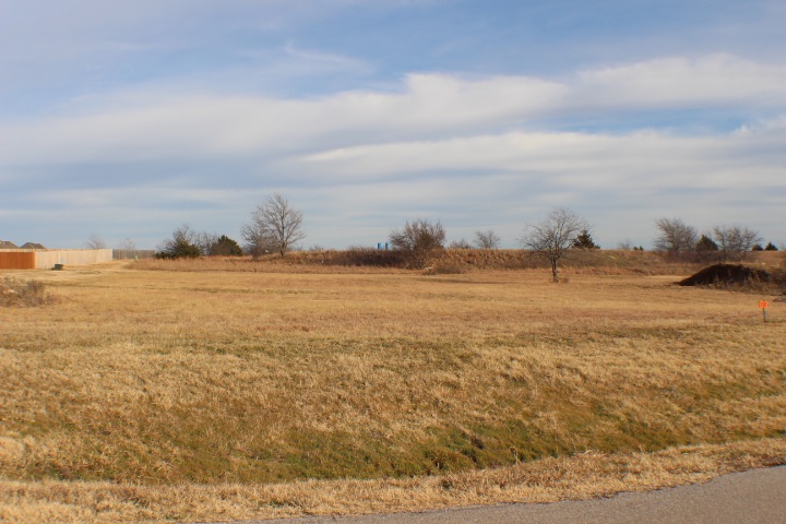 1328 NW Poko Mountain Ln, Lawton, OK 73507